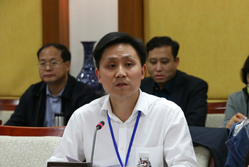 中国公关学会副会长兼秘书长张明新教授