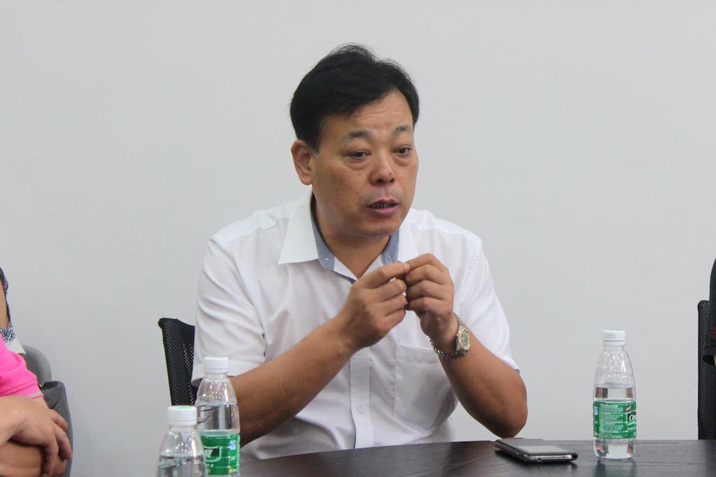 杨魁主持